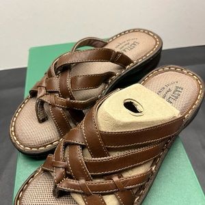 Woman’s Eastland Sandals - Size: 6 - Brand new in box